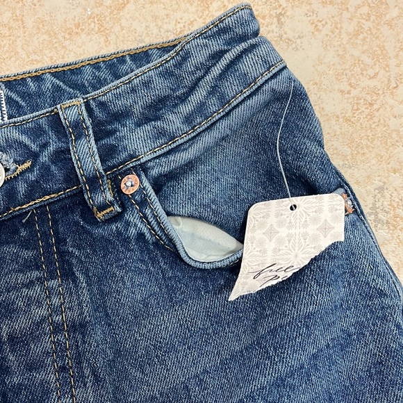FREE PEOPLE We The Free NWT button fly high waisted jeans blue size 25 - Picture 7 of 16